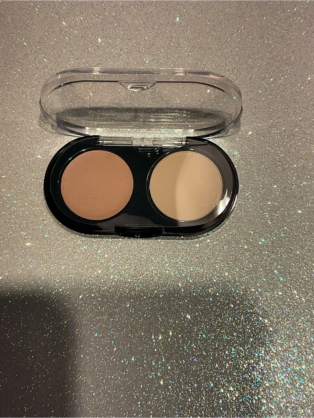 Bobbi Brown Black Compact Concealer Kit Duo (Warm Ivory, Pale Yellow)